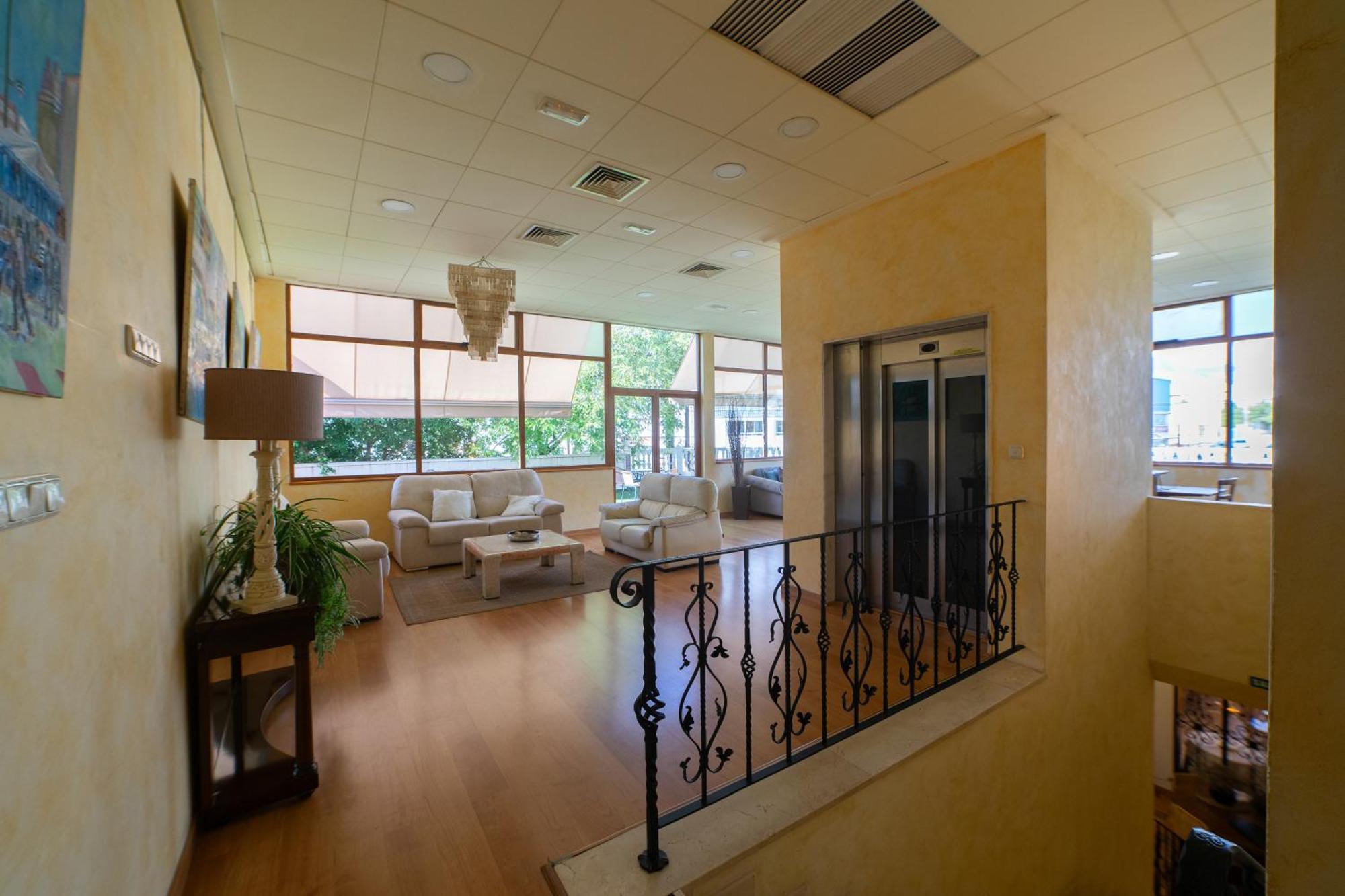 Las Palmeras Crevillente Exterior photo